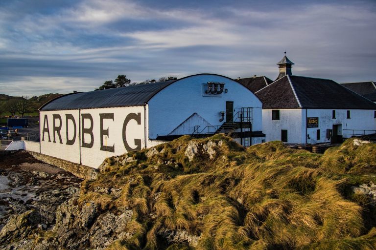 Ardbeg Distillery11 768x512
